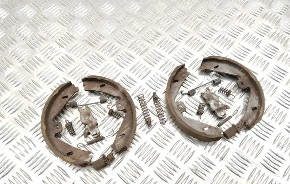 Mercedes-Benz CLS C218 AMG Handbrake/parking brake pads 