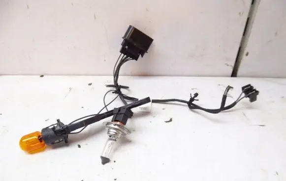 Volkswagen T-Cross Headlight part L90158385