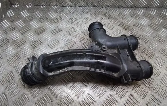 Peugeot 3008 II Intercooler hose/pipe 9804177580