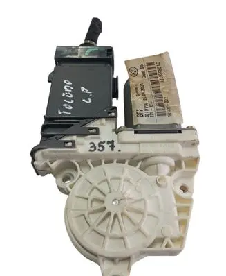 Seat Toledo II (1M) Front door window regulator motor 1J1959801C 9776101430203