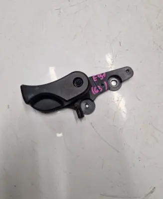 BMW 3 E90 E91 Engine bonnet (hood) release handle 9150273