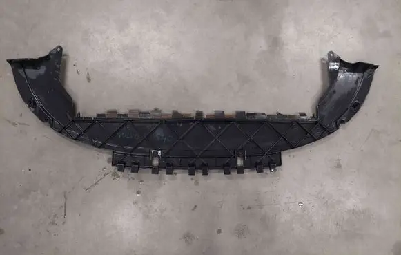 Volvo S40 Front bumper skid plate/under tray 30744925 30763747