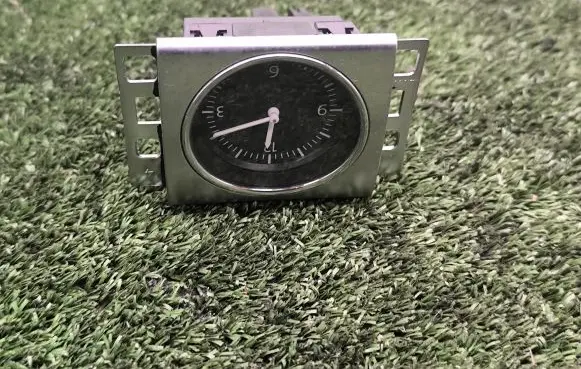 Volkswagen PASSAT B7 Clock 3AA919204A