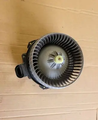 Toyota Auris E180 Heater fan/blower AV2727008085