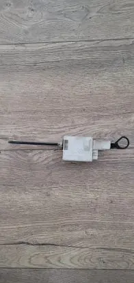 Opel Vivaro Fuel tank cap lock 8200032984 91166188