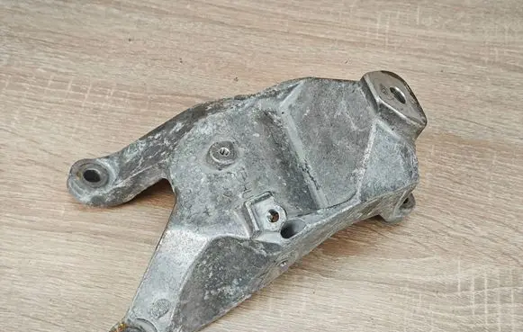 Audi A6 C7 Engine mounting bracket 4G0199308AA