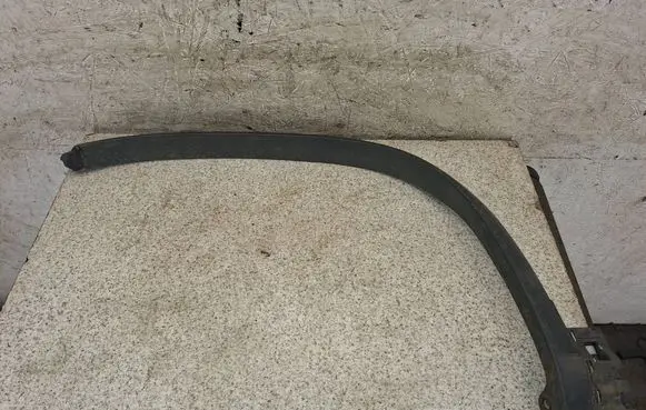Volkswagen Tiguan Front arch trim 5N0853717K