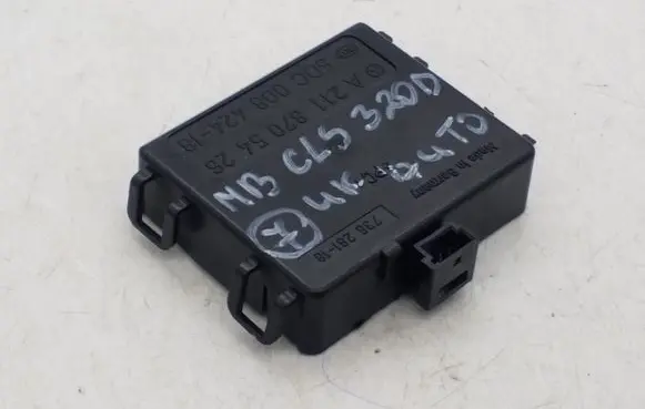 Mercedes-Benz CLS C219 Rain sensor 2118705426 A2118705426