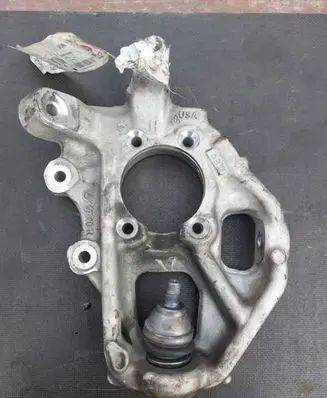 Mercedes-Benz GLE W167 Rear wheel hub spindle/knuckle A1673501000