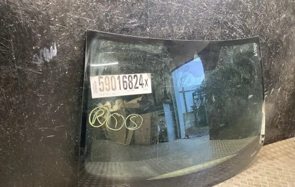 Volkswagen T-Cross Front windscreen/windshield window 