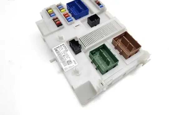 Volvo S60 Fuse module 31384931 31384931AB 98HL14-3720040-XAA