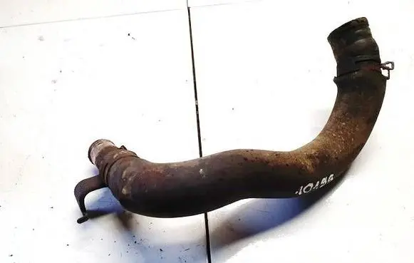 Intercooler hose/pipe