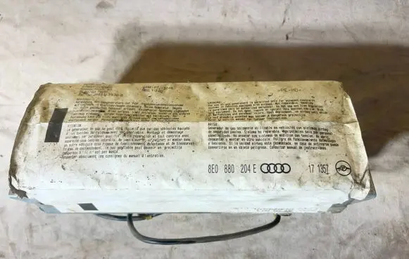 Audi A4 S4 B6 8E 8H Passenger airbag 8E0880204E