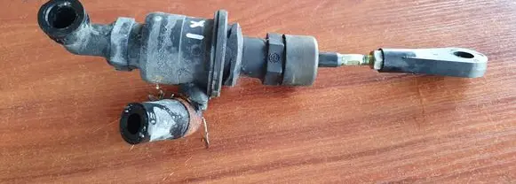 Hyundai ix35 Clutch master cylinder
