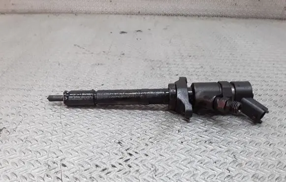 Ford Focus C-MAX Fuel injector 0445110188