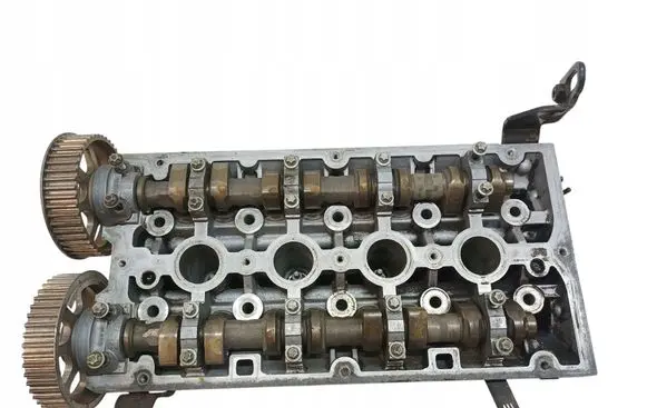 Opel Astra H Engine head 55559597