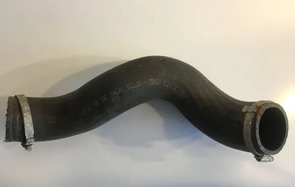 Volvo XC90 Intercooler hose/pipe 31261367