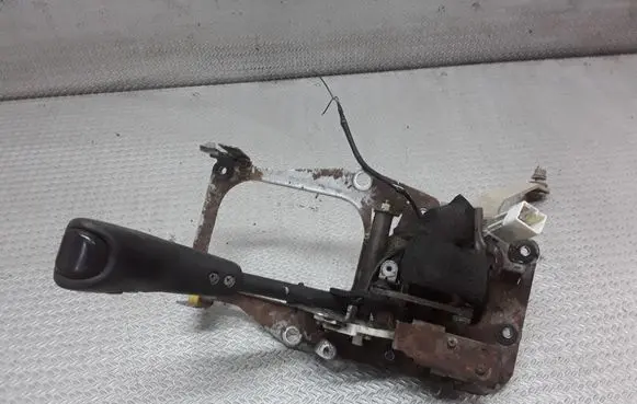 Toyota Hilux (N80, N90, N100, N110) Gear shifter/selector
