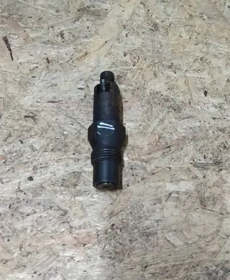 Ford Escort Fuel injector LCR6734801E