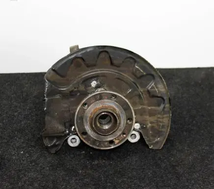Volkswagen PASSAT B8 Front wheel hub 5Q0407258A