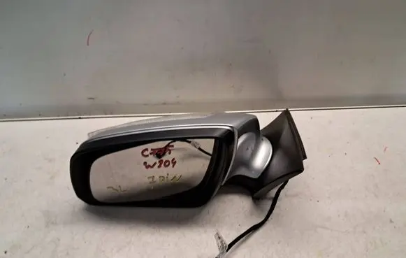 Mercedes-Benz C W204 Front door electric wing mirror