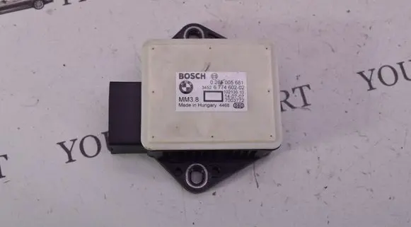 BMW 5 E60 E61 ESP acceleration yaw rate sensor 6774602 0265005681