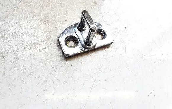 Renault Zoe Rear door lock loop/hook striker 825705229r