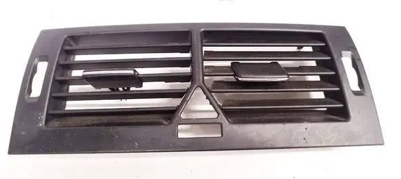 Mercedes-Benz A W169 Dash center air vent grill 