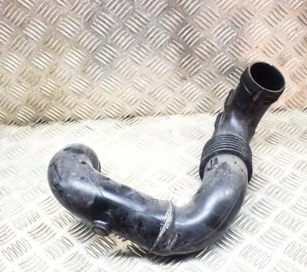 Opel Movano B Air intake duct part 70356875 165554107R