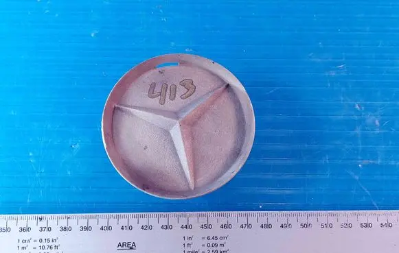 Mercedes-Benz E W210 Original wheel cap 2014010225