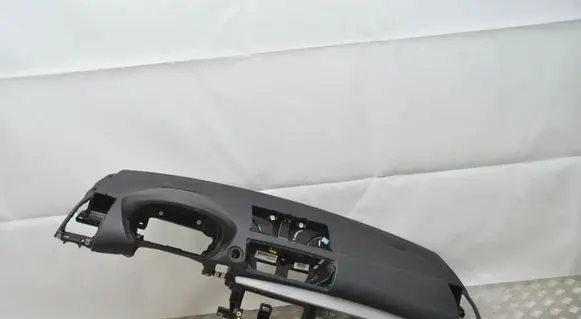 BMW 1 E81 E87 Dashboard