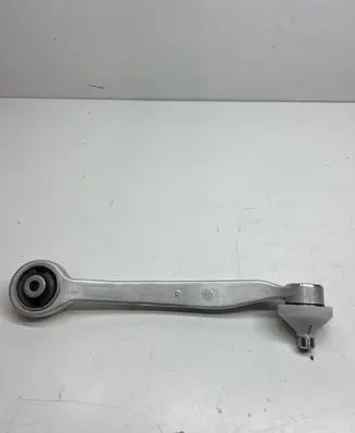 Volkswagen PASSAT B5.5 Front lower control arm/wishbone 8D0407506H