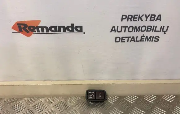 Mercedes-Benz GLC X253 C253 Tailgate/boot open switch button 2128210551