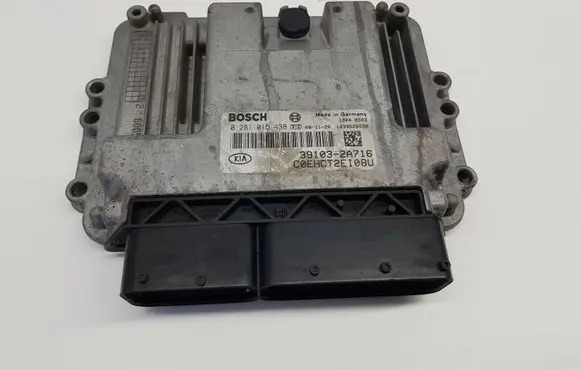 KIA Ceed Engine control unit/module 0281015438 nr2942