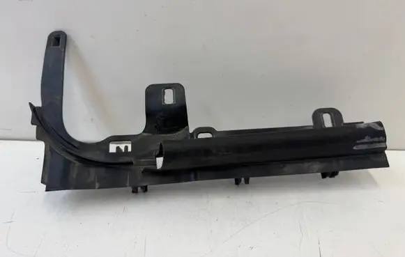 Mercedes-Benz E W213 Other engine bay part A2138310500