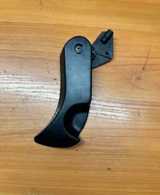 BMW 5 E39 Engine bonnet (hood) release handle 8226621