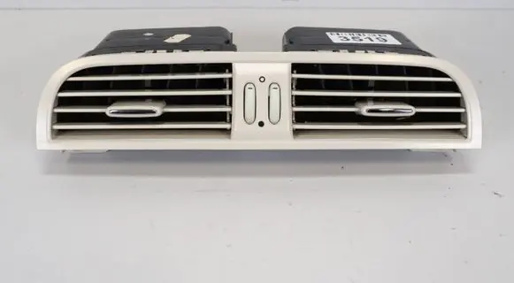 Fiat 500 Dash center air vent grill