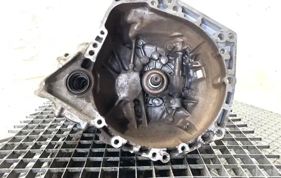 Toyota Aygo AB40 Manual 5 speed gearbox 20TT57