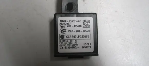 Land Rover Discovery 4 - LR4 Keyless (KESSY) go control unit/module AH4N15607AE