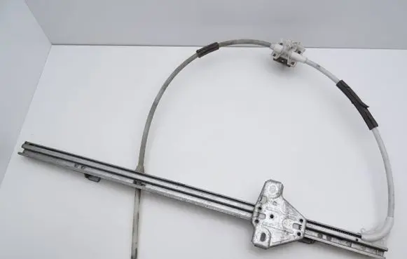 Iveco Daily 3rd gen Front door manual window regulator