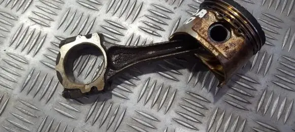 Piston with connecting rod