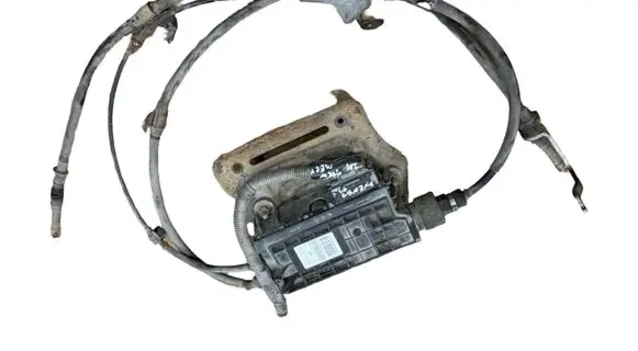 Toyota Avensis T270 Hand brake control module 4630005032 10220201494 003194540445