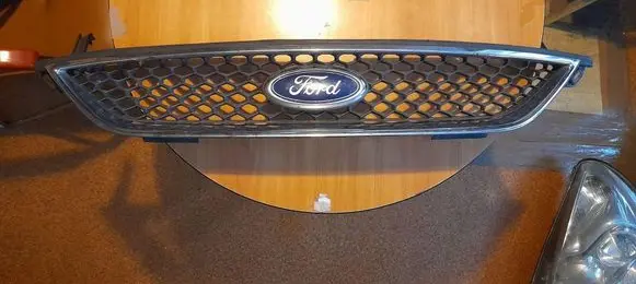 Ford Galaxy Front bumper upper radiator grill dfgdfg