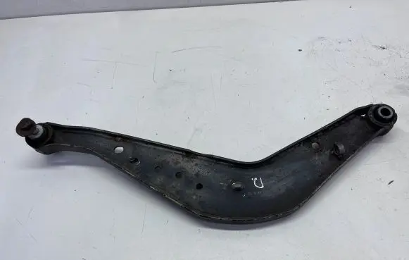 Rear control arm