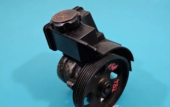 Peugeot Partner Power steering pump 9636320580 IMPRK1504482
