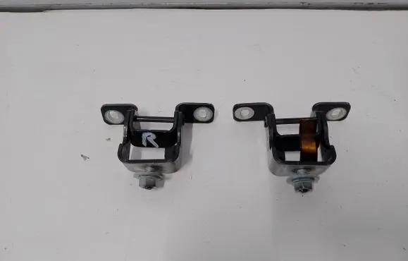 Mini Cooper Countryman R60 Tailgate/trunk/boot hinge 9801721