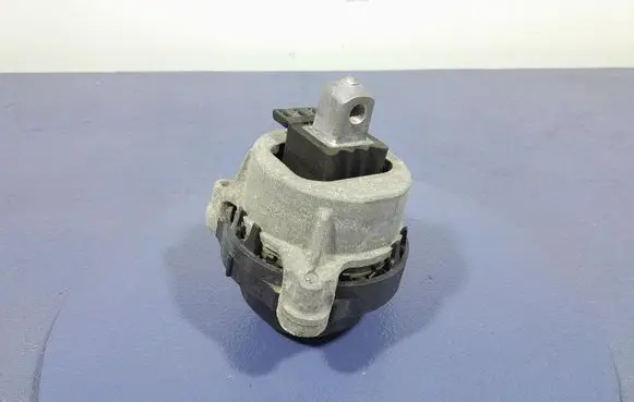 BMW X5 E53 Engine mount vacuum valve 9844521