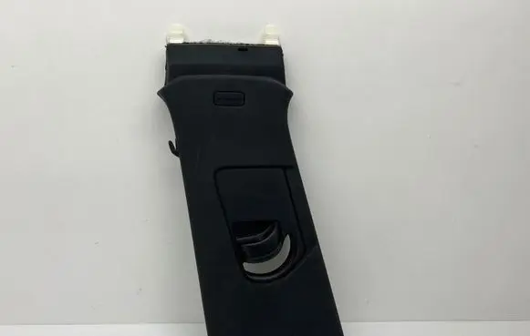 (B) pillar trim (top)