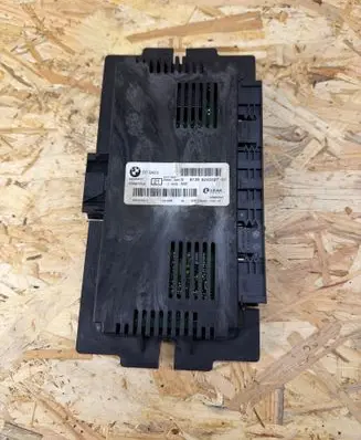 BMW 3 E90 E91 Comfort/convenience module 9240527 23994322 5324848H