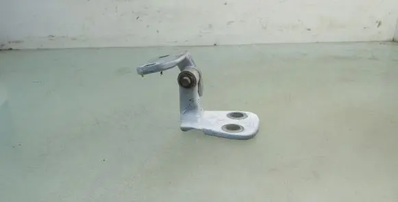 Land Rover Range Rover Sport L320 Front door upper hinge